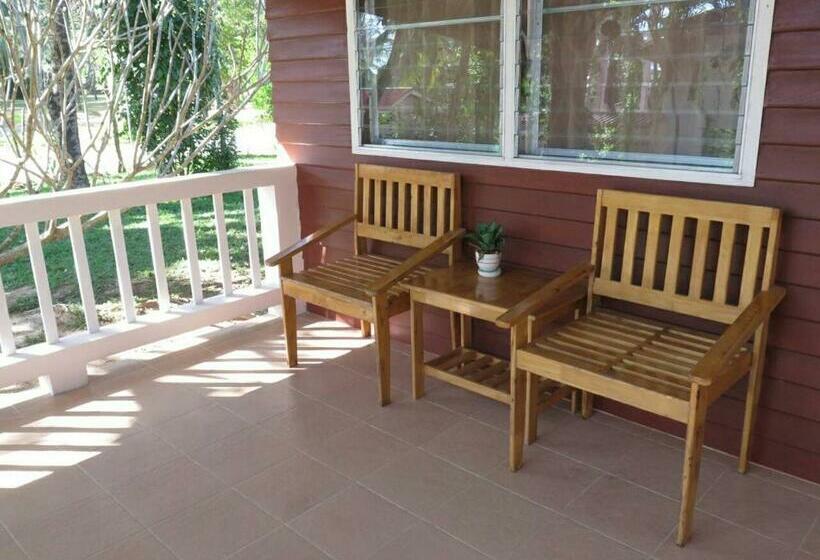 Бунгало Стандарт, Bayview Beach Resort