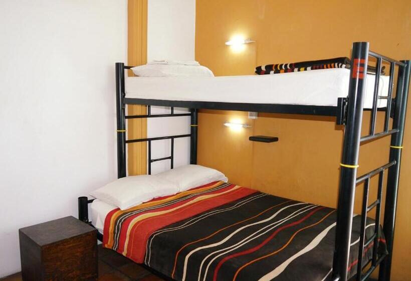 浴室共有スタンダード４人用ルーム, Hostel Hospedarte Centro