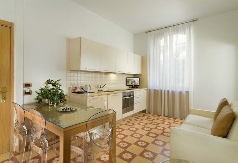 شقة غرفة واحدة, Orologio Living Apartments