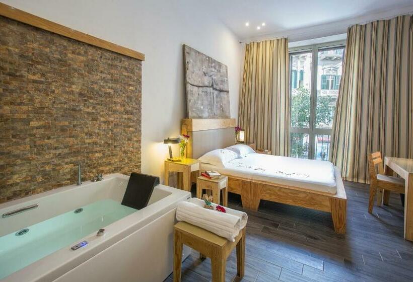 اتاق لوکس, Aquarooms Luxury Suites