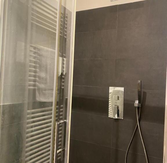 اتاق لوکس, Aquarooms Luxury Suites