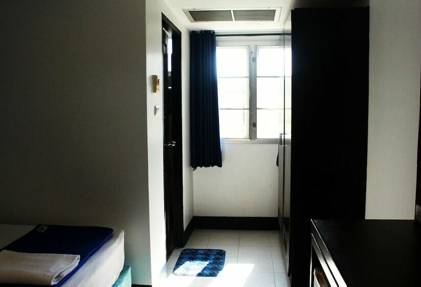 اتاق لوکس, Bodega Chiang Mai Pool Party   Hostel