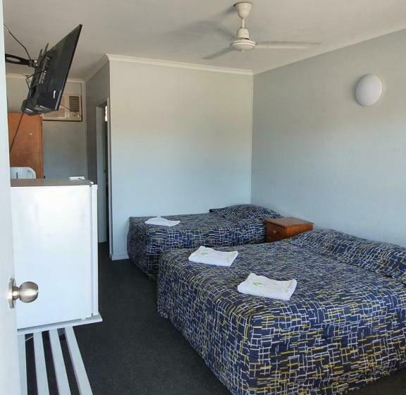 اتاق استاندارد سه نفره, Kooyong