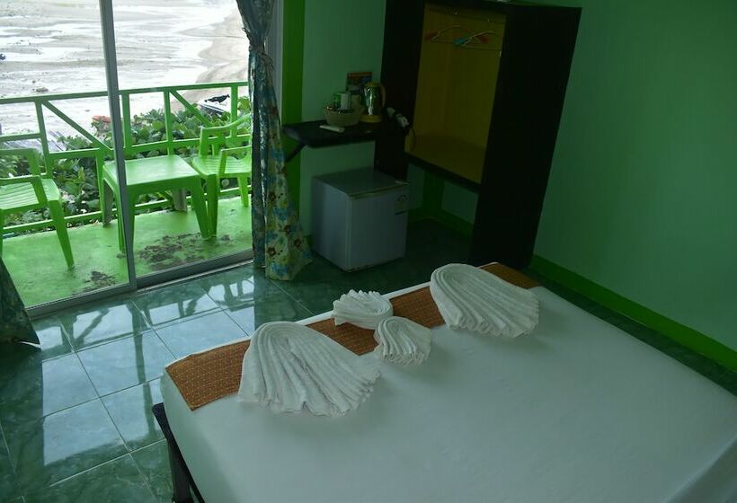 스탠다드 룸, Phi Phi Beach Front Resort