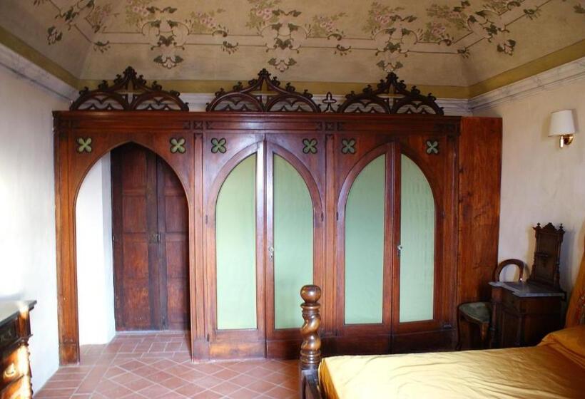 套房, Castello Di Frassinello
