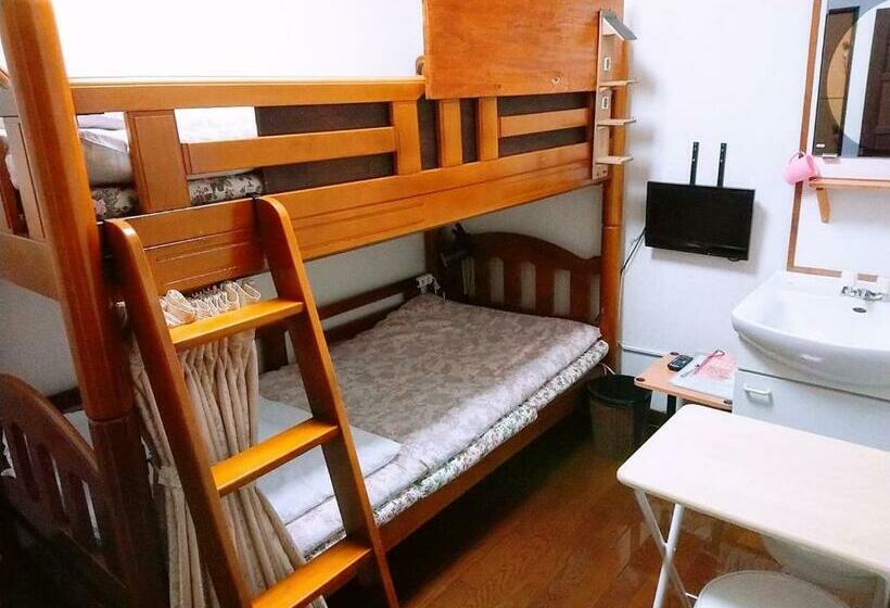 Номер Стандарт с Койками, Yufuin Country Road Youth Hostel