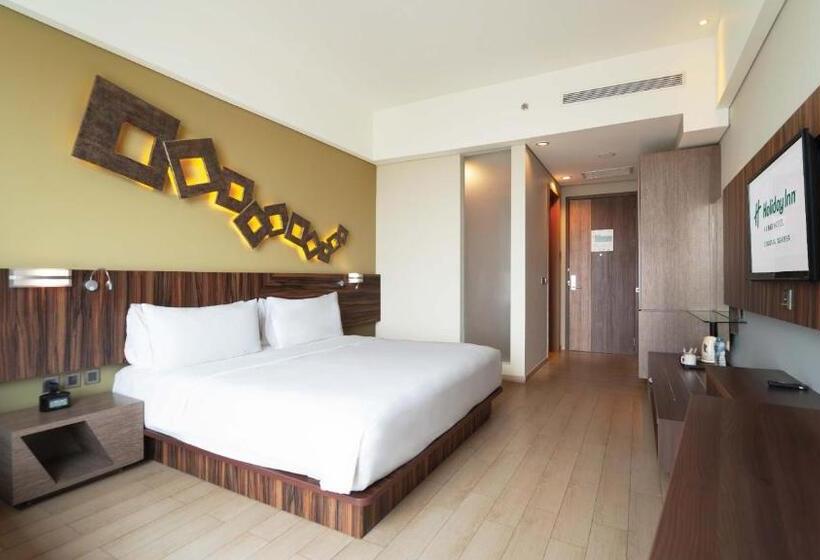 Номер Стандарт Двуспальная Кровать, Holiday Inn Cikarang Jababeka, An Ihg
