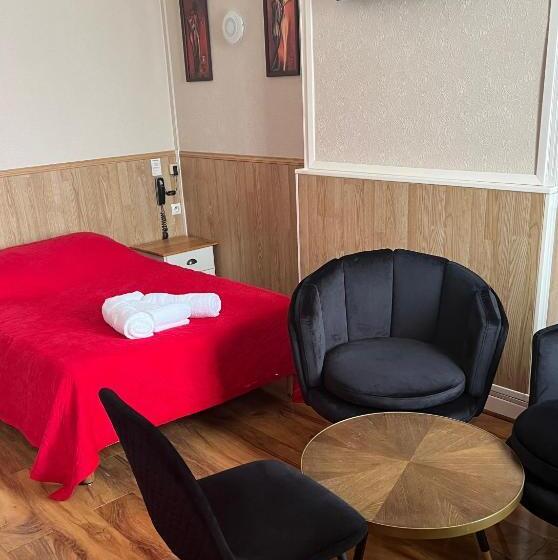 Четырехместный Номер Стандарт, Hôtel De La Gare