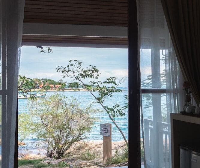 Вилла 1 Спальня Вид на Море, The C Samet Beach Resort Sha Plus