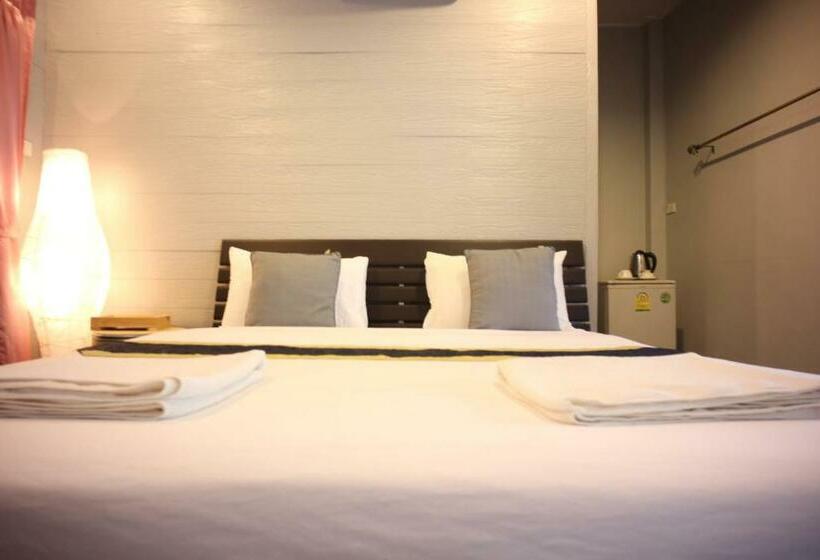 Quarto Estandar com Sacada, Marina Hut Guest House