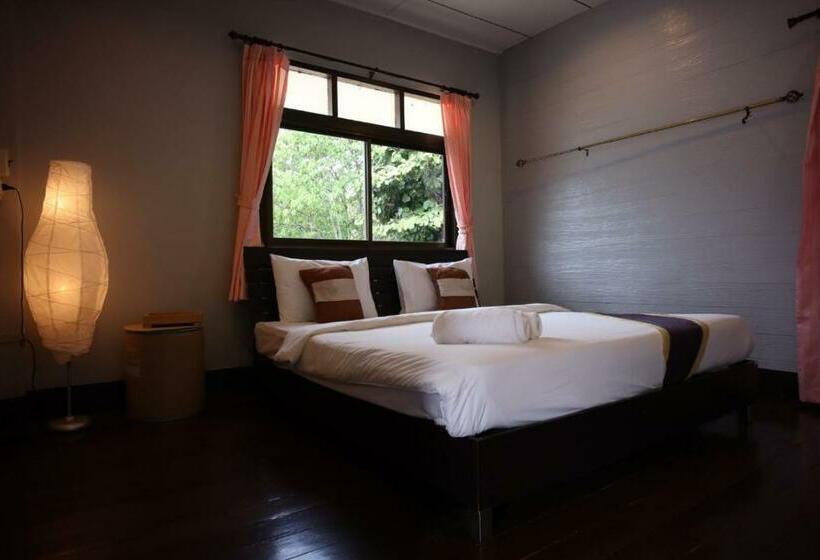 Quarto Estandar com Sacada, Marina Hut Guest House