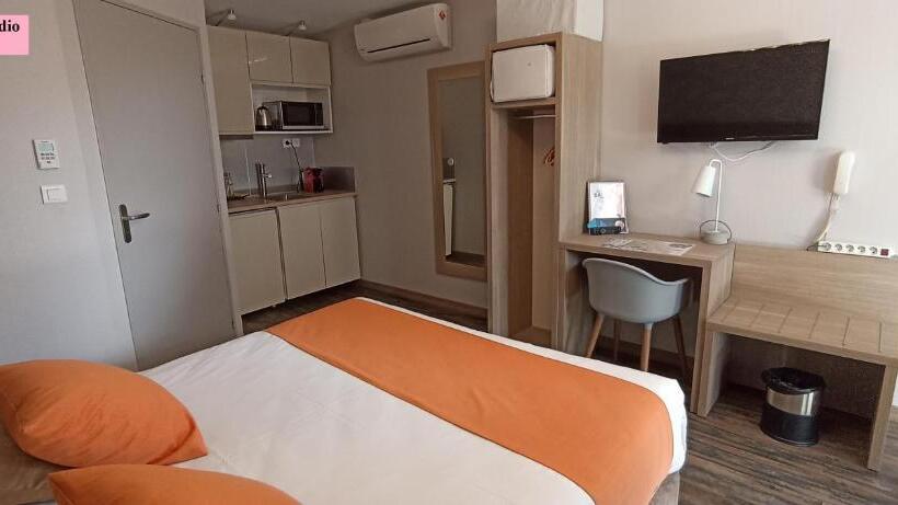 Студио Стандарт с Террасой, Hôtel Le Clos Badan