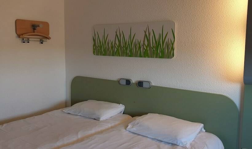 Номер Стандарт Трехместный, Ibis Budget Macon Nord