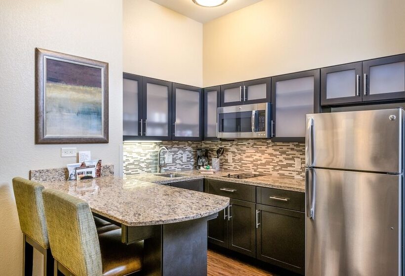 Люкс, Staybridge Suites Eau Claire   Altoona, An Ihg