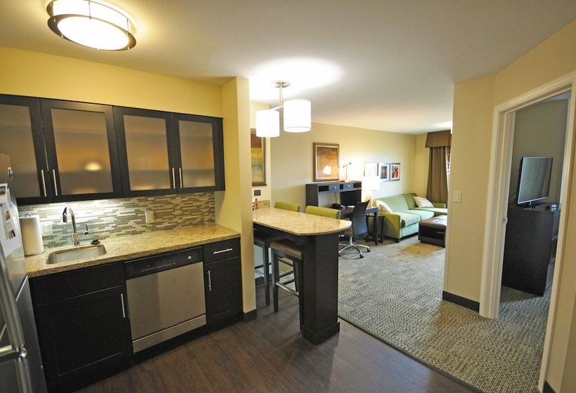 Люкс, Staybridge Suites Eau Claire   Altoona, An Ihg