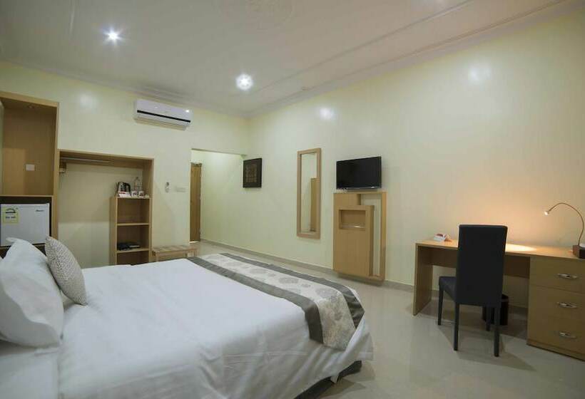 Номер Deluxe, Swiss Spirit  & Suites Turaif