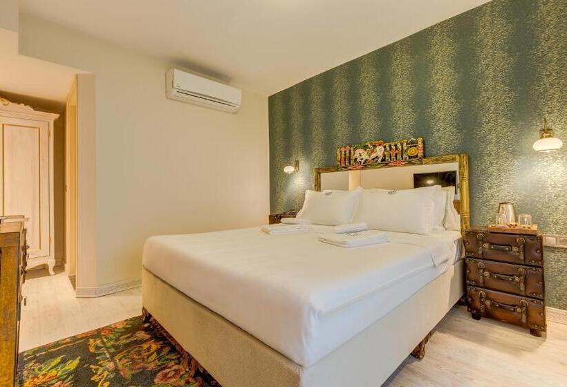 Номер Deluxe Вид на Море Боковой, Villa Kore Cesme