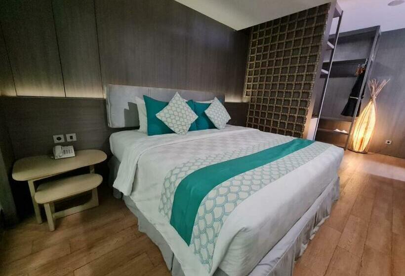 Полулюкс, Bedrock Hotel Kuta