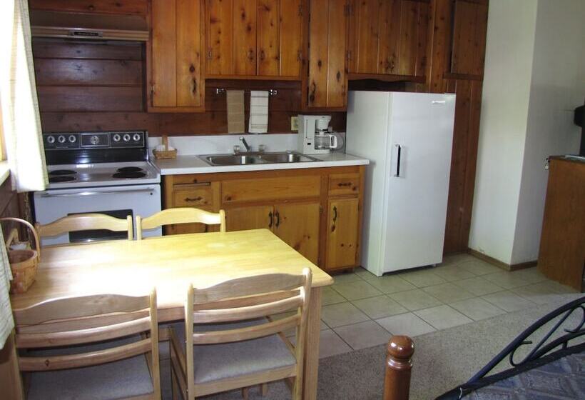 스위트, Kern Riverfront Lodge