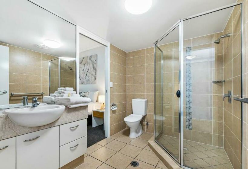 Апартаменты 1 Спальня с Балконом, Rovera Apartments