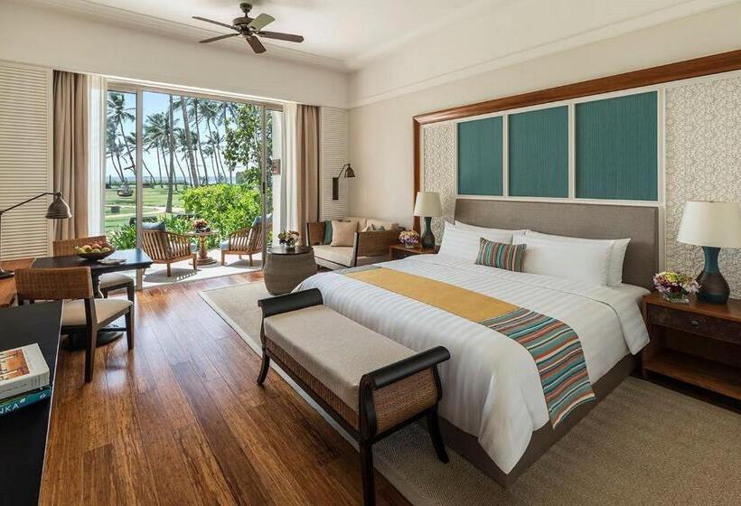 اتاق لوکس با تخت بزرگ, Shangrila Hambantota