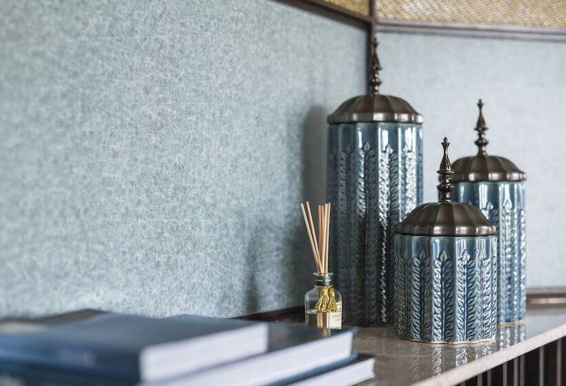 اتاق پرمیوم, Shangrila Hambantota