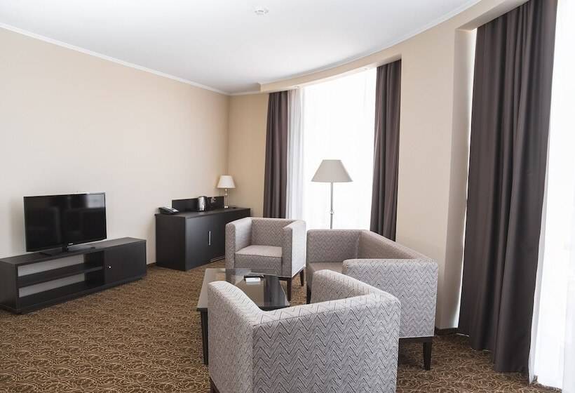سوییت, Business Hotel Asia
