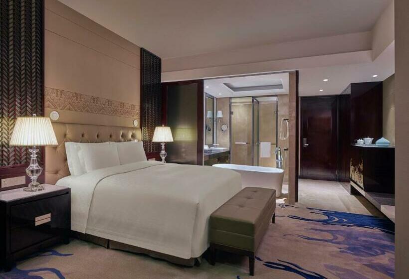 Стандартный Номер Кровать Кинг, Hilton Haikou