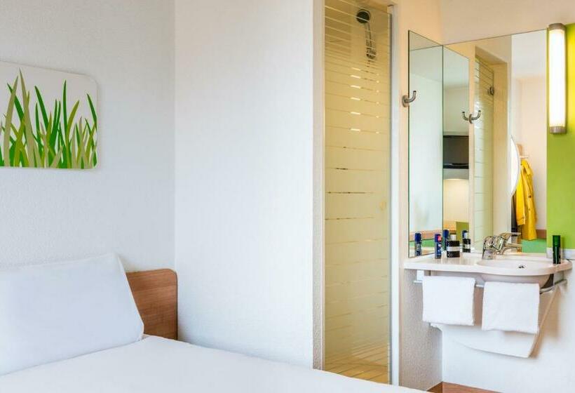 Номер Стандарт, Ibis Budget Châtillon Paris Ouest