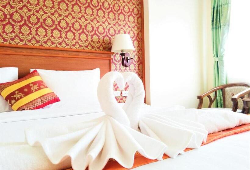 Номер Deluxe Кровать Кинг, Phaithong Sotel Resort