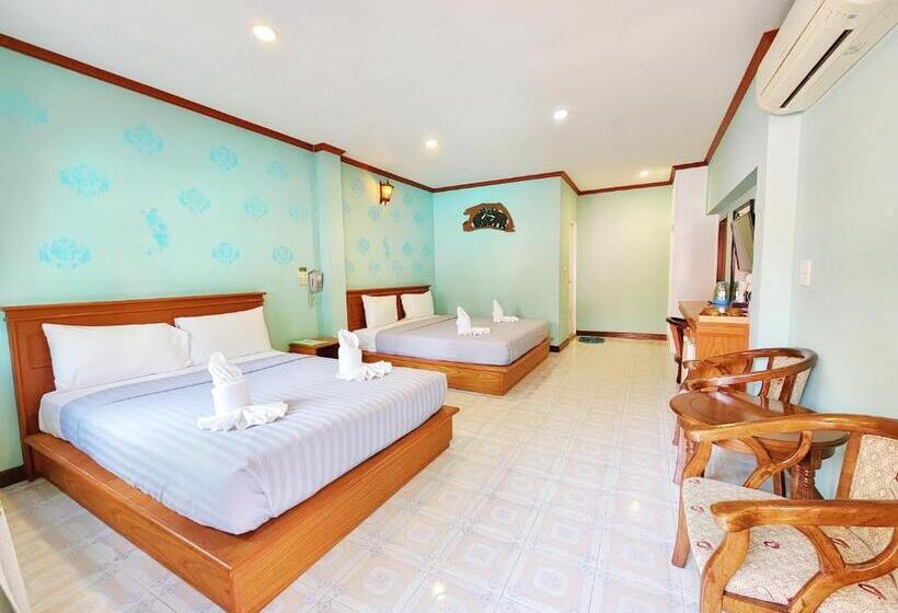 Семейное Бунгало, Phaithong Sotel Resort