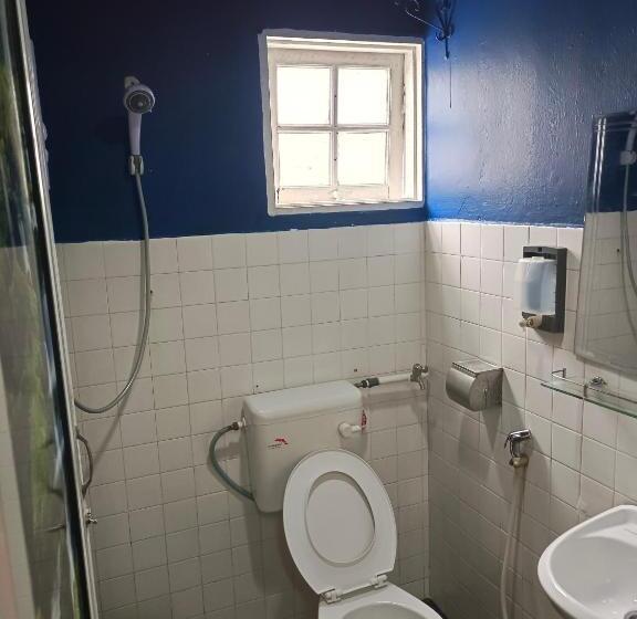 Семейный Номер, Ch Travellers Inn