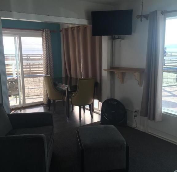Люкс Вид на Море, Dolphin Cove Motel