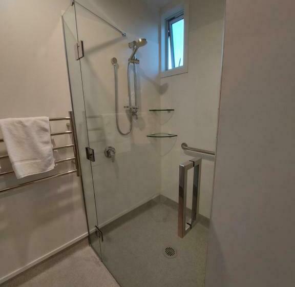 Люкс Семейный 2 Спальни, Elmore Lodge Motel