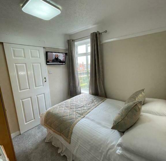 Номер Basic, Queens Hotel, Skegness