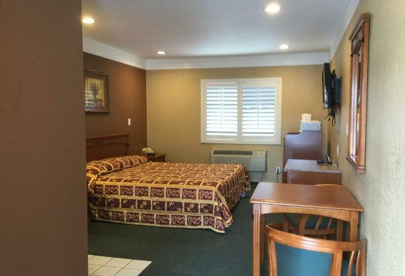 带大床的标准间, Beverly Inn