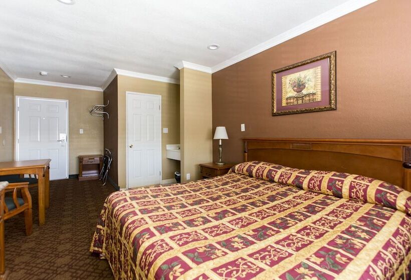 标准间, Beverly Inn