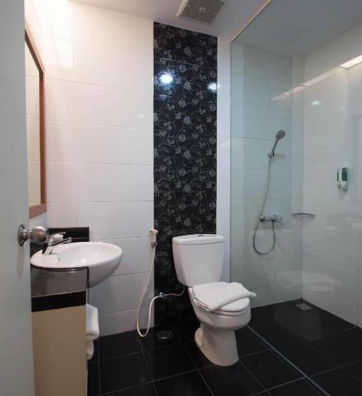 Quarto Deluxe, Trio Indah 2