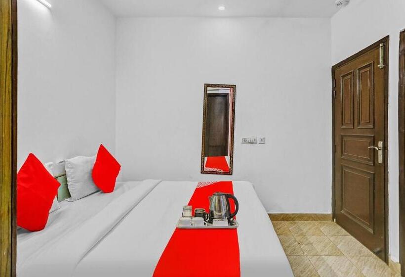 اتاق کلاسیک سه تخته, Flagship Premium Inn