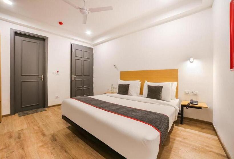 Номер Deluxe, Admire Inn Atta Market, Noida Sector 18