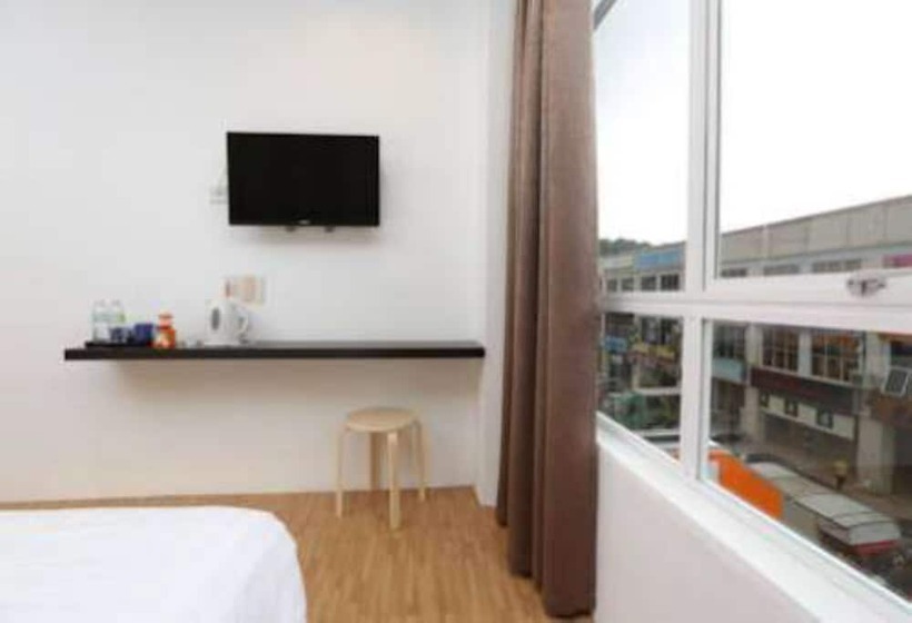 اتاق لوکس, 1 Hotel Taman Connaught