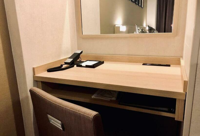 Номер Стандарт, Art Hotel Oita