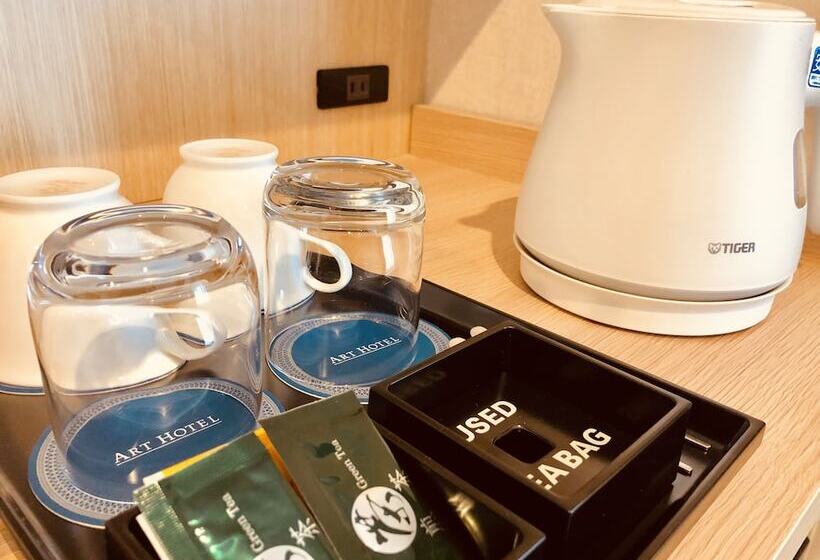 Семейный Номер, Art Hotel Oita