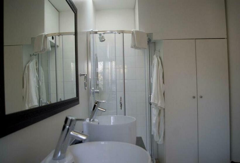 Студия Стандарт, Orangerie Guest House