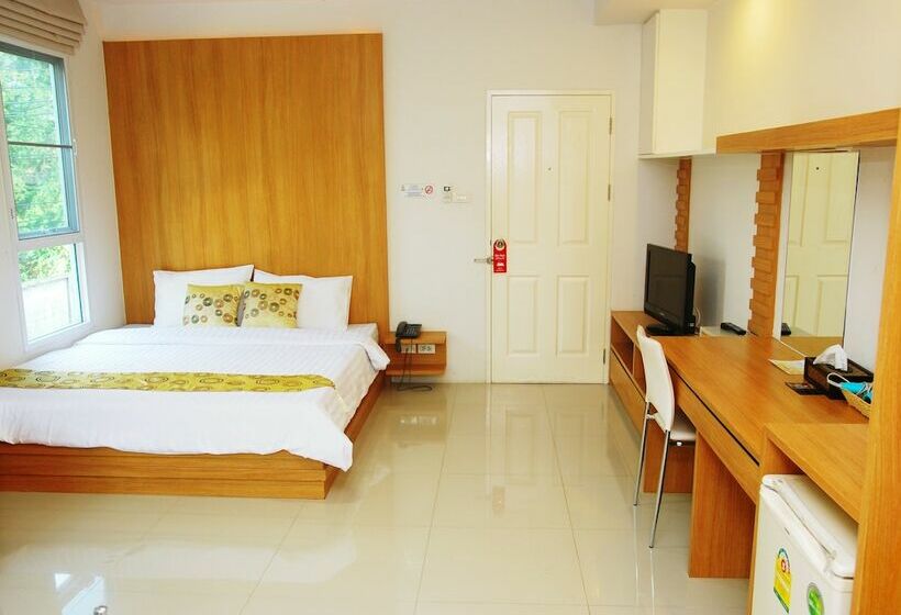 디럭스 룸, Riski Residence Ngamwongwan