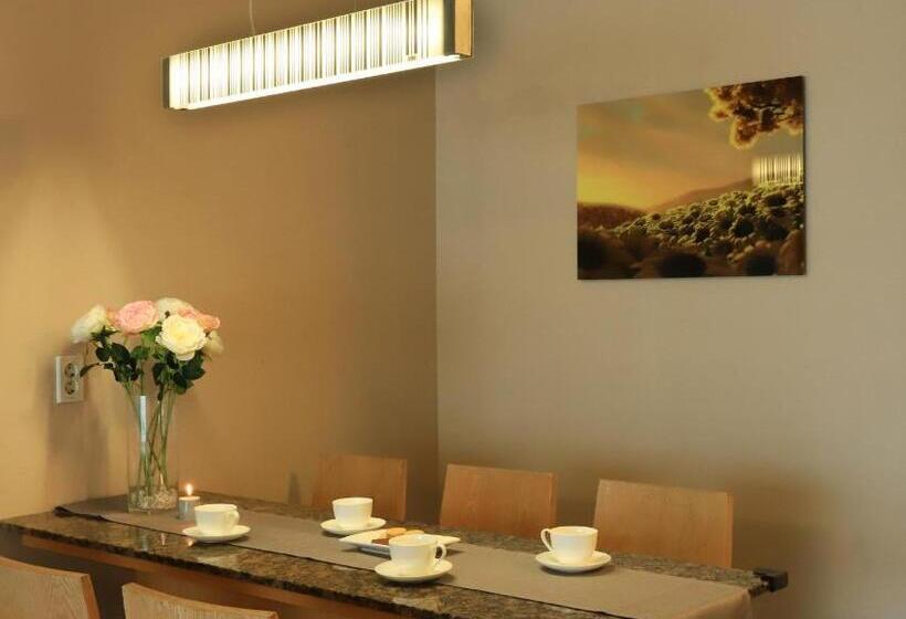 سوئیت با وان آب گرم, Y Resort Jeju