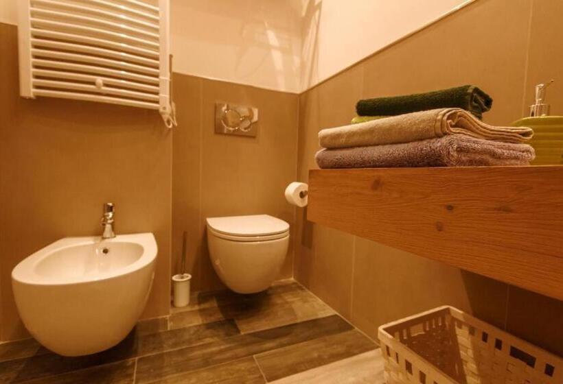 سوییت با چشم‌انداز دریا, Casa Aricò & Shatulle Suites