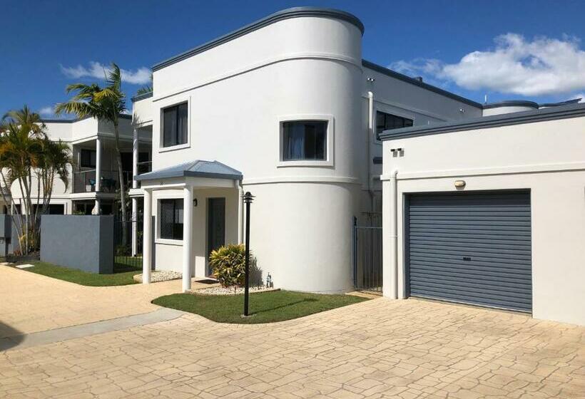 Апартаменты 2 Спальни, Grange Resort Hervey Bay