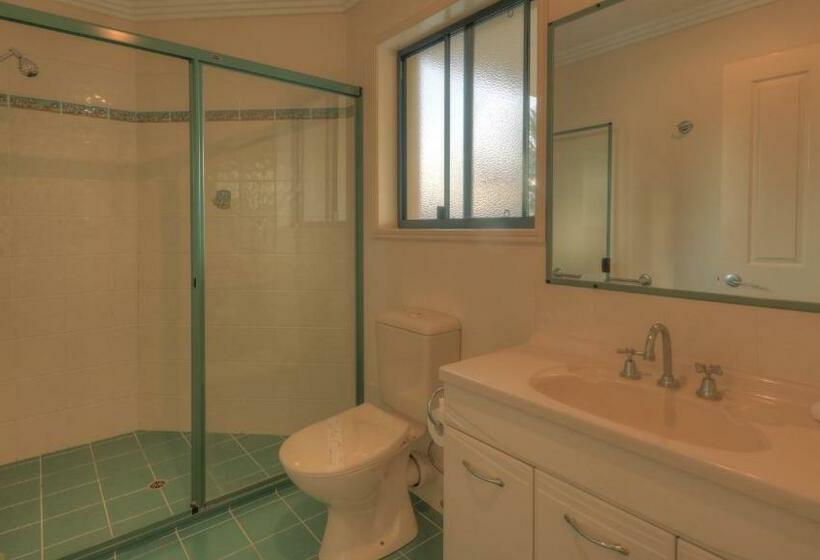 Апартаменты 2 Спальни, Grange Resort Hervey Bay
