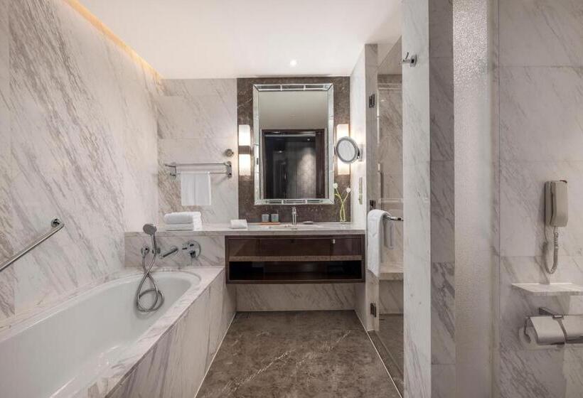 Номер Премиум, Midtown Shangri La, Hangzhou   Around 5 Minutes Walking Distance To West Lake